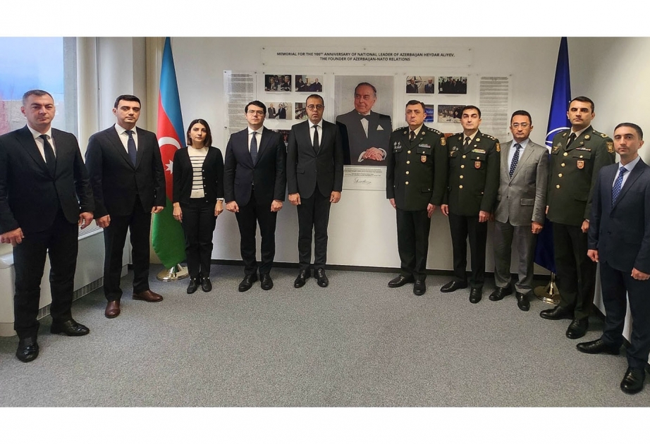 Azərbaycanın NATO yanındakı nümayəndəliyində Ümummilli Liderin əziz xatirəsi yad edilib