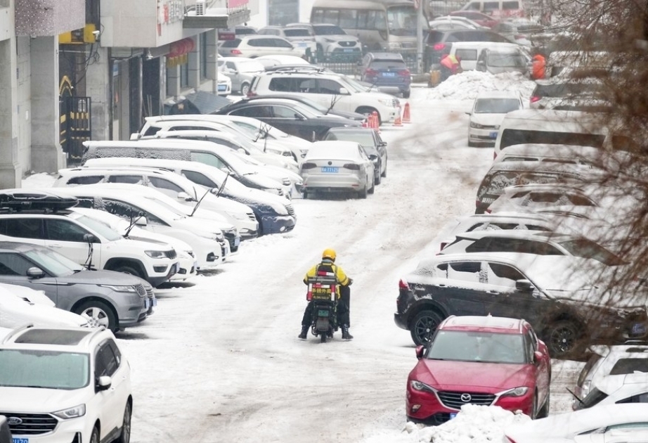 As blizzard nears, Beijing suspends classes for primary, secondary schools, kindergartens