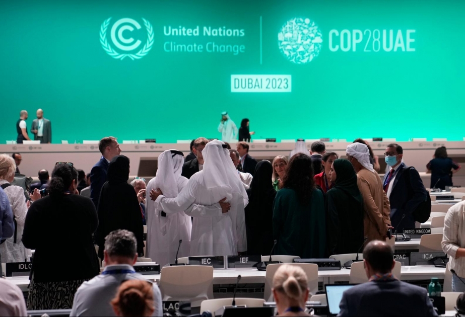 COP28 in Dubai: EU-Staaten zufrieden mit Abschlusserklärung der Weltklimakonferenz
