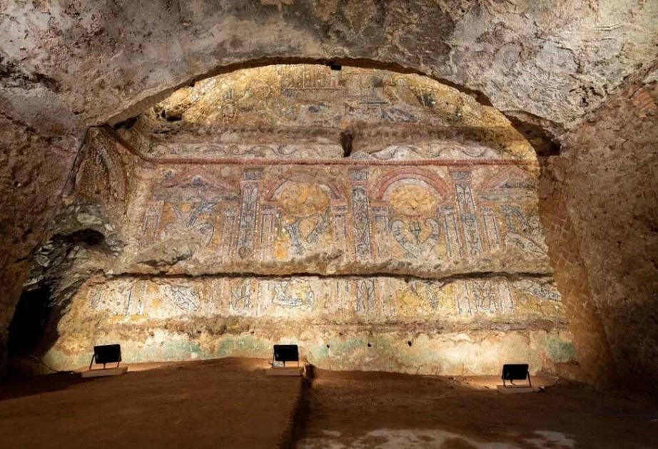 Ancient rooms with special mosaics discovered near the Colosseum in Rome