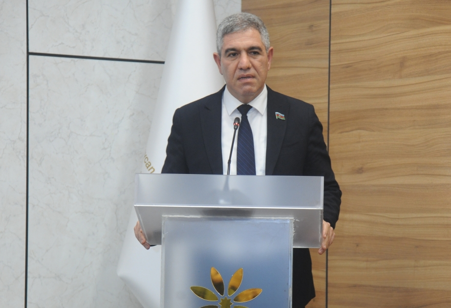 Deputat: Qadınların inşaat sektoru ilə bağlı fəaliyyətində müəyyən problemlər var