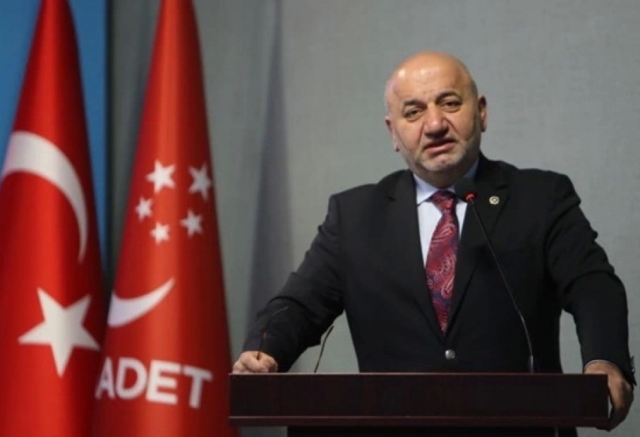 Türkiyə parlamentində çıxışı zamanı vəziyyəti pisləşən deputat vəfat edib