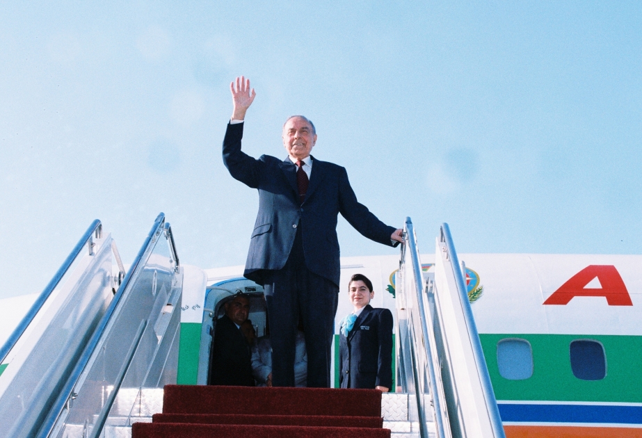 Moments d’une vie dédiée au peuple : janvier 1999