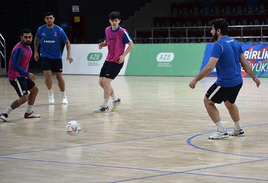La selección de fútbol sala de Azerbaiyán se enfrentará hoy a Rumanía