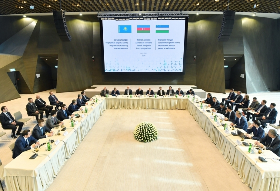 أذربيجان وكازاخستان واوزبكستان توقع بيانا مشتركا حول تصدير الطاقة الخضراء