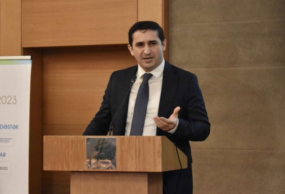 Nazir müavini: Son 2 il ərzində 890 min ev təsərrüfatı genişzolaqlı internetlə təmin edilib