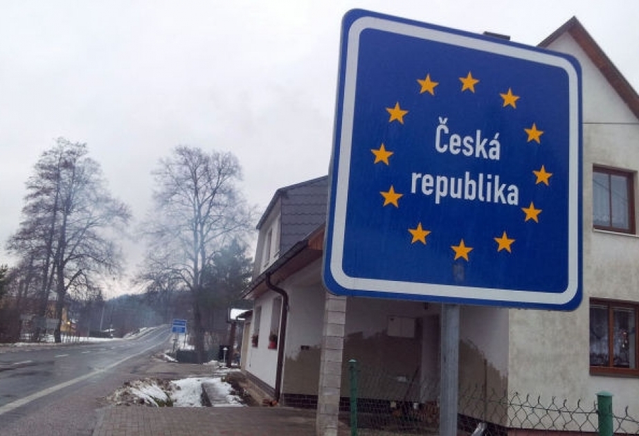 Проверки на внутренних границах шенгенской зоны продлены до 15 марта