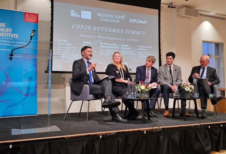 Prominentes políticos y expertos británicos subrayan la importancia mundial de la COP29 a celebrarse en Azerbaiyán