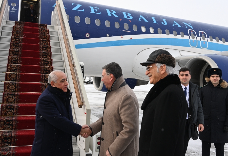 Primer Ministro de Azerbaiyán parte en una visita de trabajo a Moscú