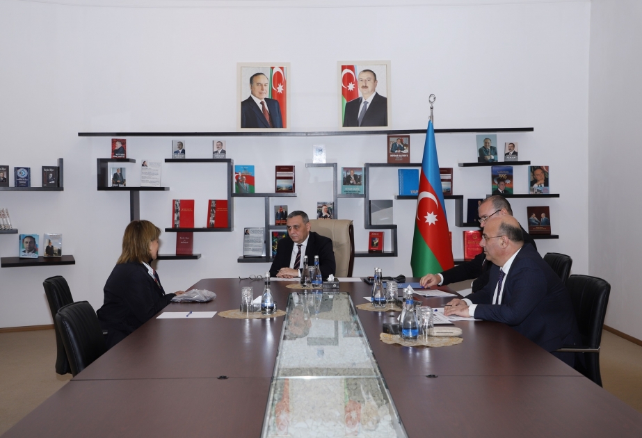 Səfərbərlik və Hərbi Xidmətə Çağırış üzrə Dövlət Xidmətinin rəisi Göyçayda vətəndaşların müraciətini dinləyib