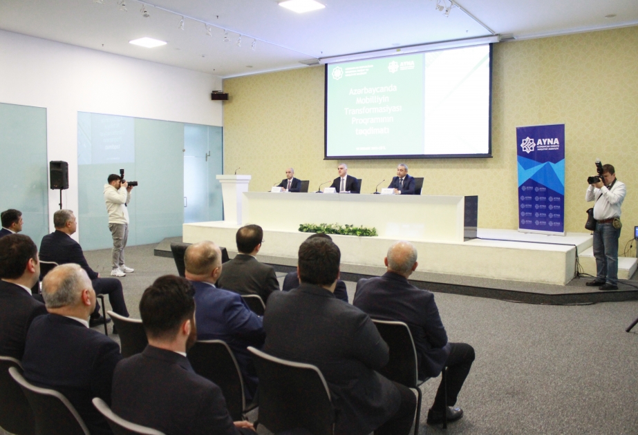 Для уменьшения количества пробок в Баку планируется обеспечить переход с личного транспорта на общественный
