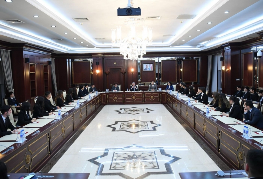 “Diplomatiya həftəsi”nin iştirakçıları Milli Məclisdə