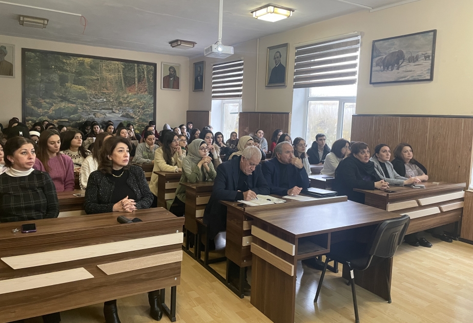 Əkinçilikdə hidroponika və akvaponika sistemlərindən istifadə - elmi seminar