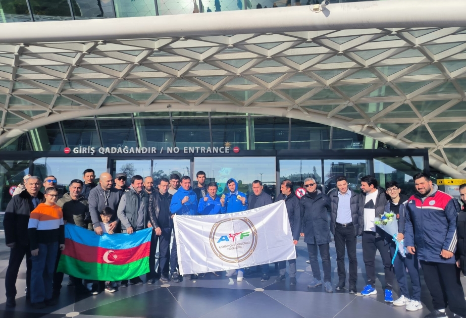 Böyük Dəbilqədə uğurla çıxış etmiş taekvondo üzrə Azərbaycan millisi Vətənə qayıdıb