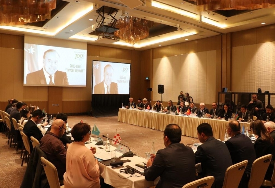 FAO acoge una reunión de la Comisión Regional de Pesca y Acuicultura en Bakú