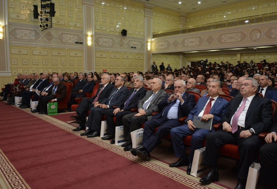 В БГУ отметили юбилей академика Васифа Бабазаде