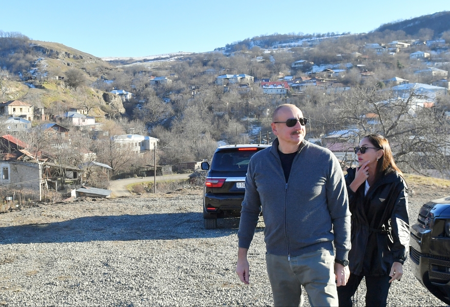 President Ilham Aliyev and First Lady Mehriban Aliyeva viewed village of Shushakend in Khojaly district VIDEO