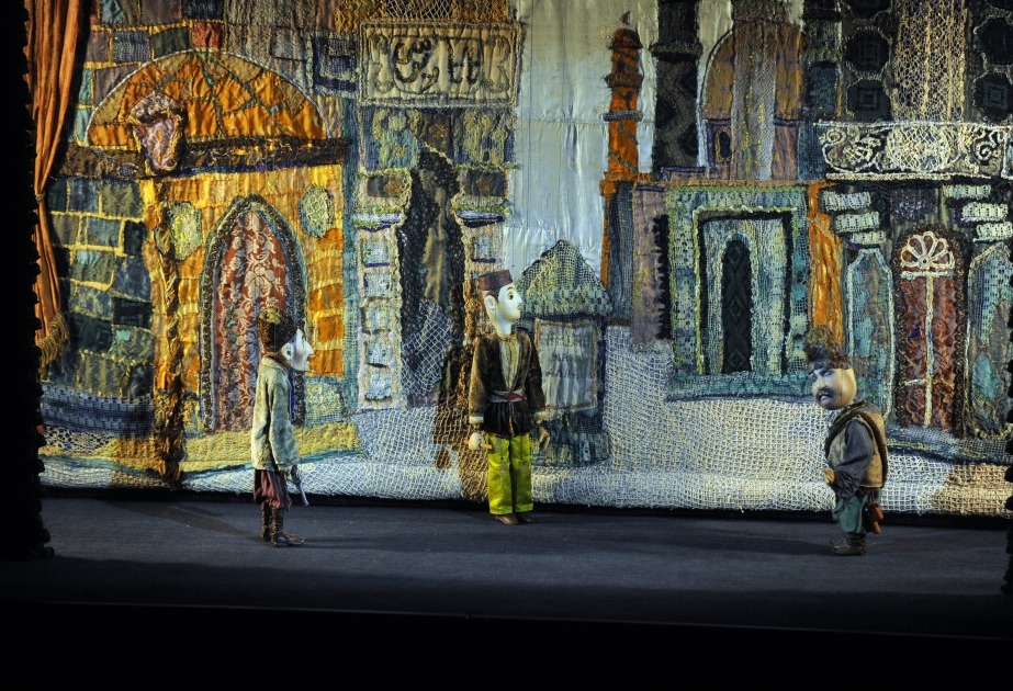“Arşın mal alan” operettası Marionet Teatrının səhnəsində