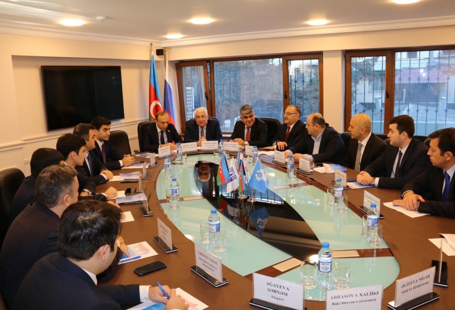 MDB PA DİMBİ-də Azərbaycanda gənclər siyasətinə dair konfrans keçirilib
