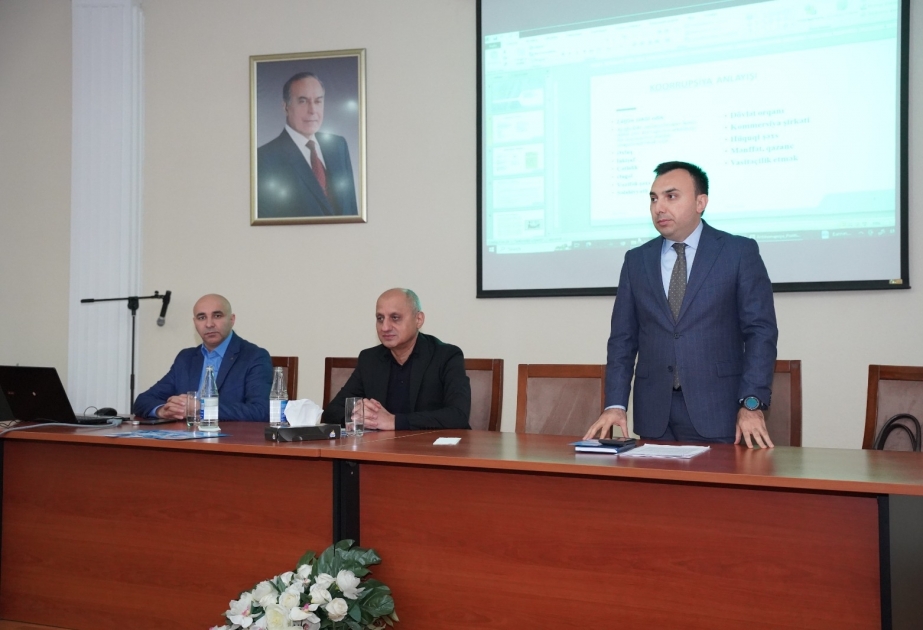 Korrupsiyaya qarşı mübarizə mövzusunda təlimlər keçirilib