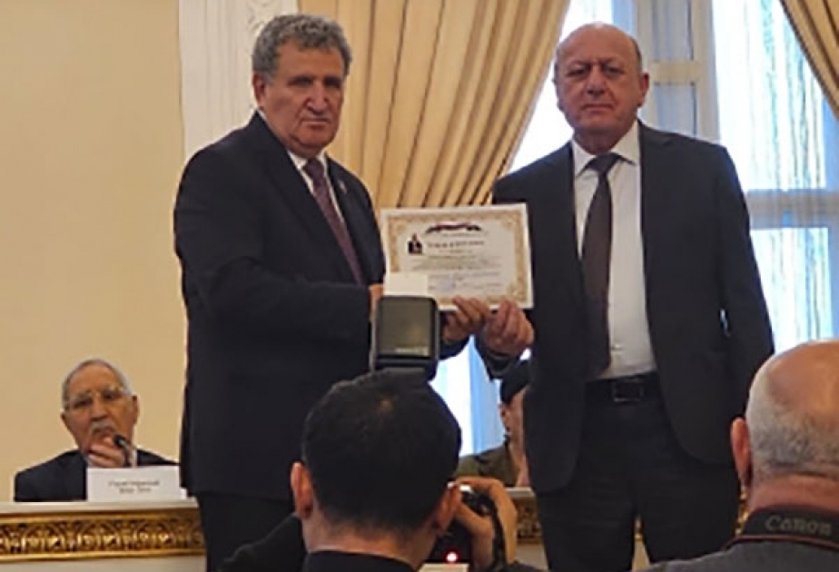 Dilçi alimlər Ulu Öndərin siyasi irsinin təbliği sahəsində xidmətlərinə görə təltif olunublar