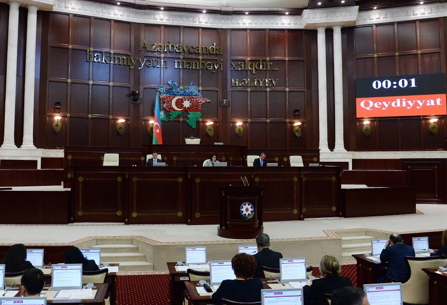 Milli Məclisdə 27 məsələnin müzakirəsi başlayıb