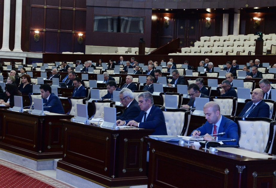 Azerbaijani Parliament ratifies agreement on air communication with Iraq