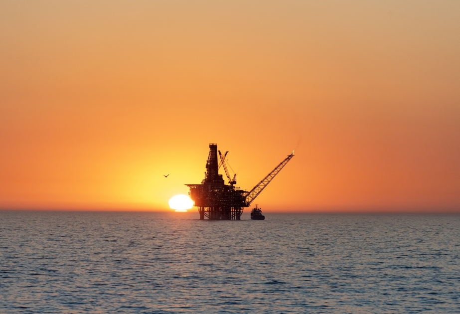 Цена барреля нефти марки «Азери Лайт» подорожала