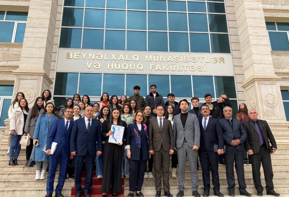 Heydər Əliyev və Sürəyya Ağaoğlu adına tələbə təqaüd proqramlarına layiq görülən tələbələr mükafatlandırılıb