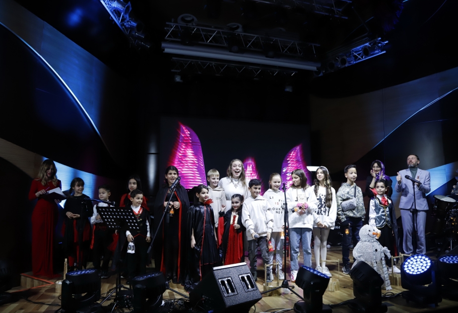 Beynəlxalq Muğam Mərkəzində Həmrəylik Günü və Yeni il münasibətilə konsert olub