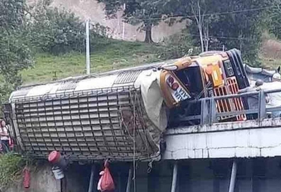 Nikaraquada avtobus qəzası nəticəsində 16 nəfər ölüb