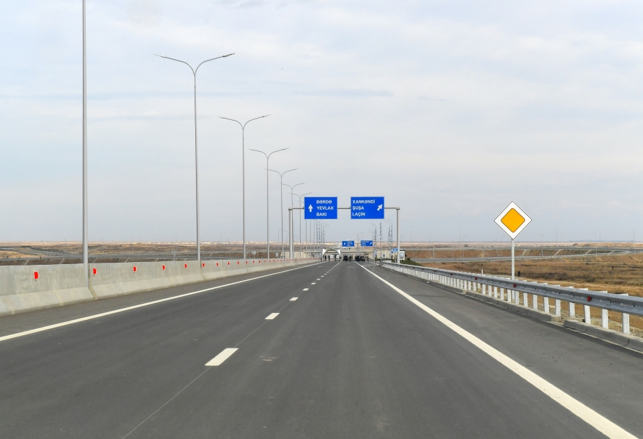 Uzunluğu 44,5 kilometr olan Bərdə-Ağdam avtomobil yolu istifadəyə verilib VİDEO