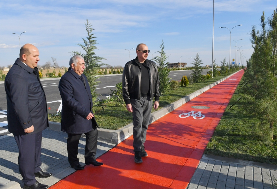 Familiarización con las obras realizadas en las carreteras interiores de la ciudad de Aghdam