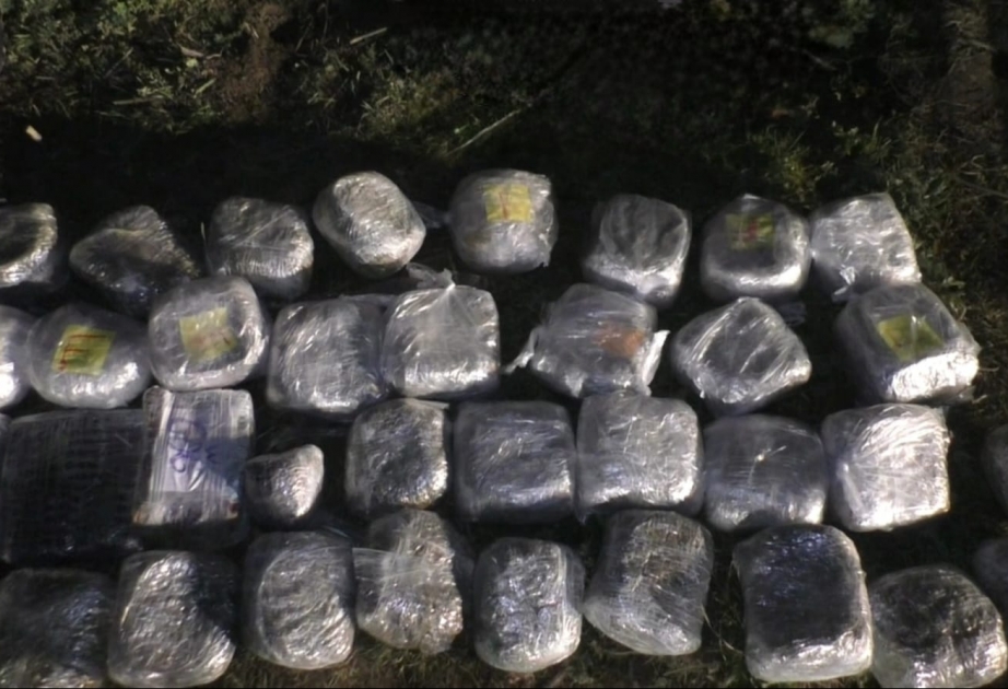 Yardımlıda dərədən 18 kiloqram narkotik aşkarlanıb