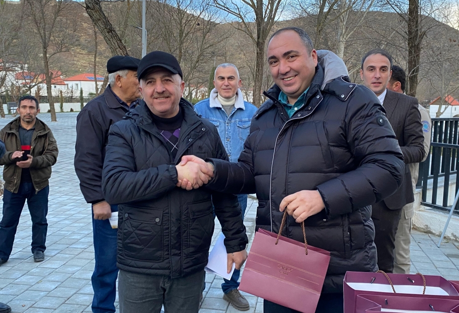 Grand retour : les 27 familles parties pour le village de Zaboukh atteignent leur destination et reçoivent leurs clés