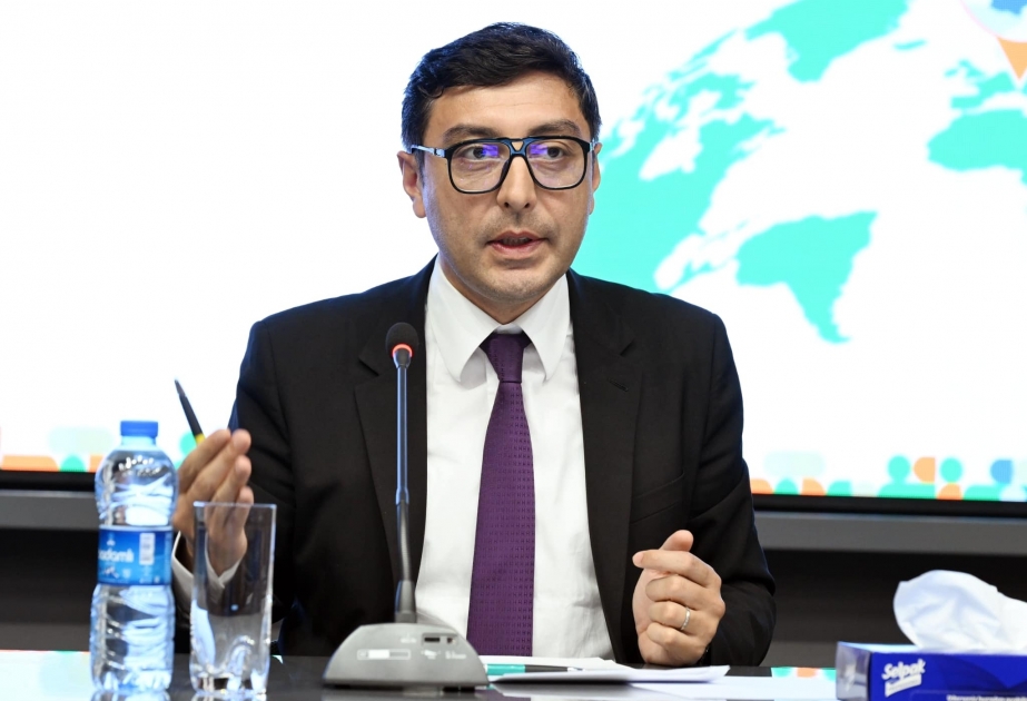 Fərid Qayıbov beynəlxalq tədbirlərdə iştirak etmiş gənclərlə görüşüb