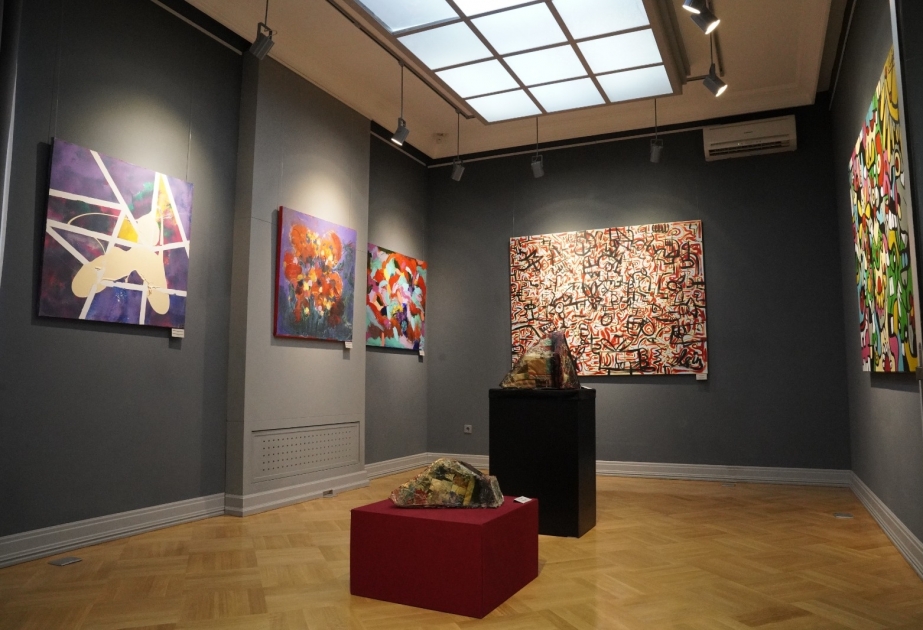 İçərişəhərdə “Qurama Art” sərgisi açılıb