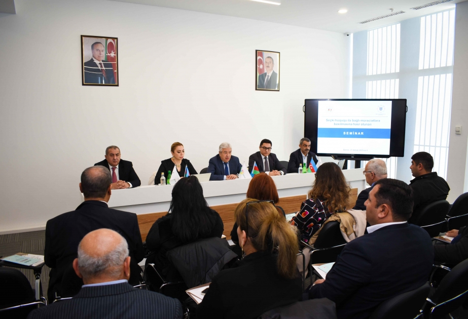 Növbədənkənar prezident seçkilərinə hazırlıq çərçivəsində Gəncədə regional seminar keçirilib