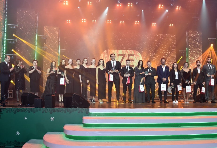 El Ministerio de Juventud y Deportes premia a los mejores deportistas del año