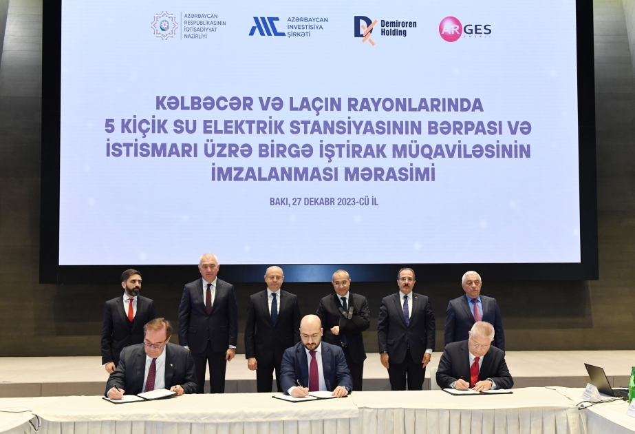 توقيع عقد مشترك مع شركتين لاعادة ترميم 5 محطات كهرومائية صغيرة في كلبجار ولاتشين