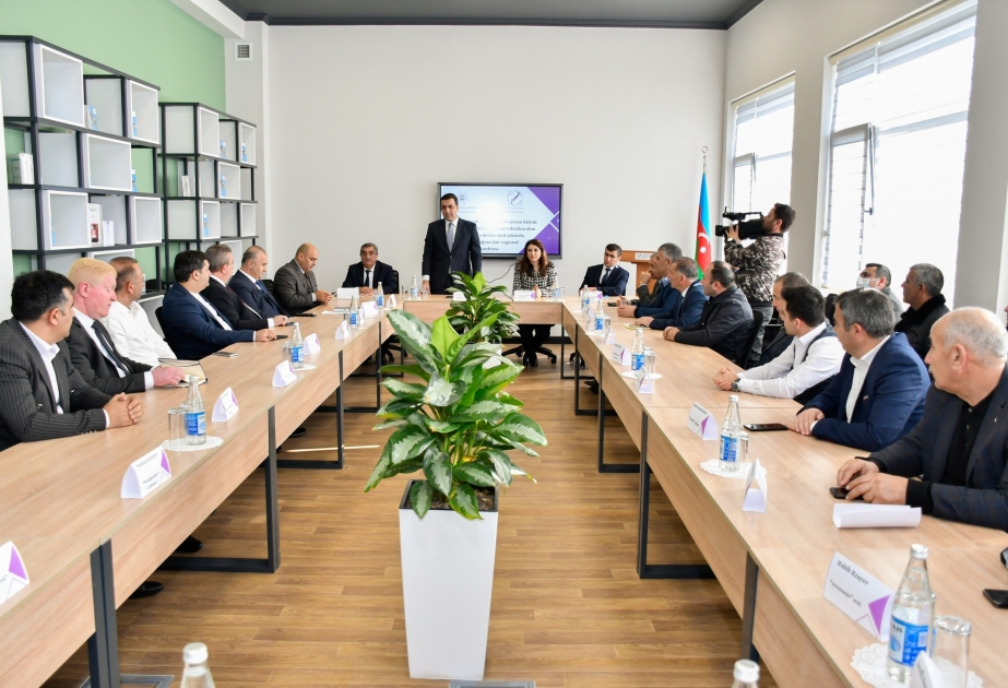 Peşə təhsilinə dair regional konfrans - işəgötürənlərin təklifləri dinlənib