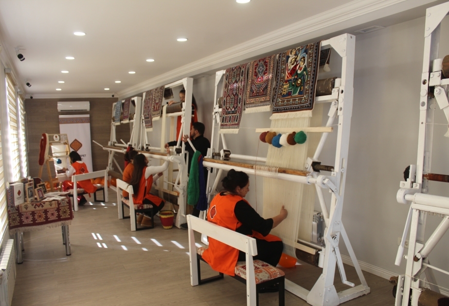 "Islimi" carpet weaving center opens in Lachin