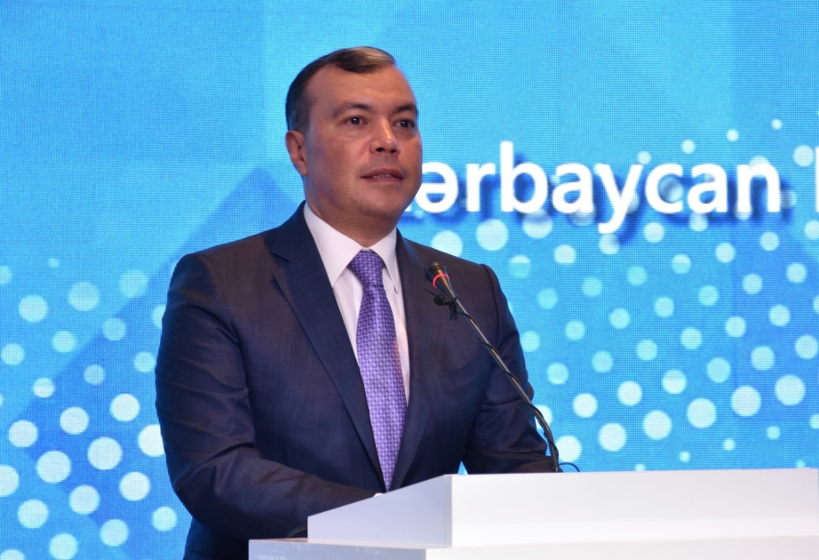 Sahil Babayev: İlk dəfə dövlət və özəl sektorda çalışan muzdluların sayı bərabərləşib