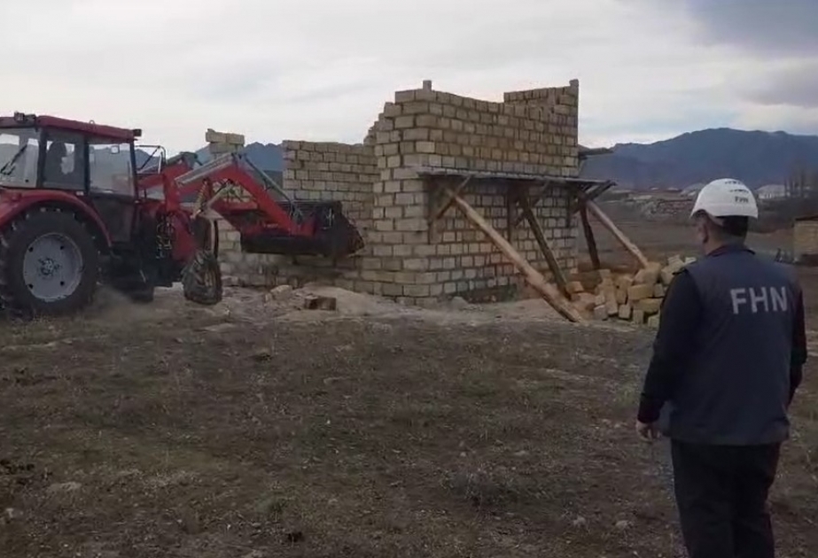 Göygöl rayonunda qanunsuz tikililər sökülüb