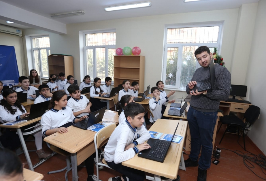 Ramana qəsəbəsində mina təhlükəsinə dair interaktiv təlim təşkil edilib
