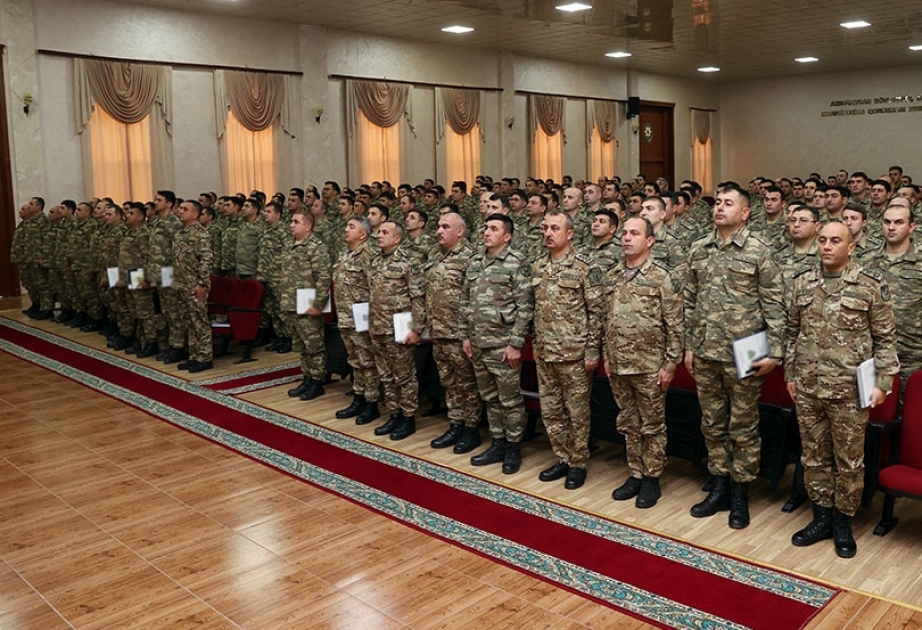 Azərbaycan Ordusunda ilin yekunu ilə əlaqədar iclaslar keçirilib