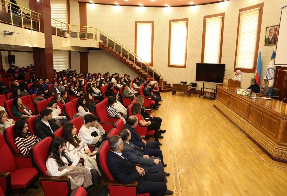 BDU-da seçki hüquqları ilə bağlı maarifləndirici görüş