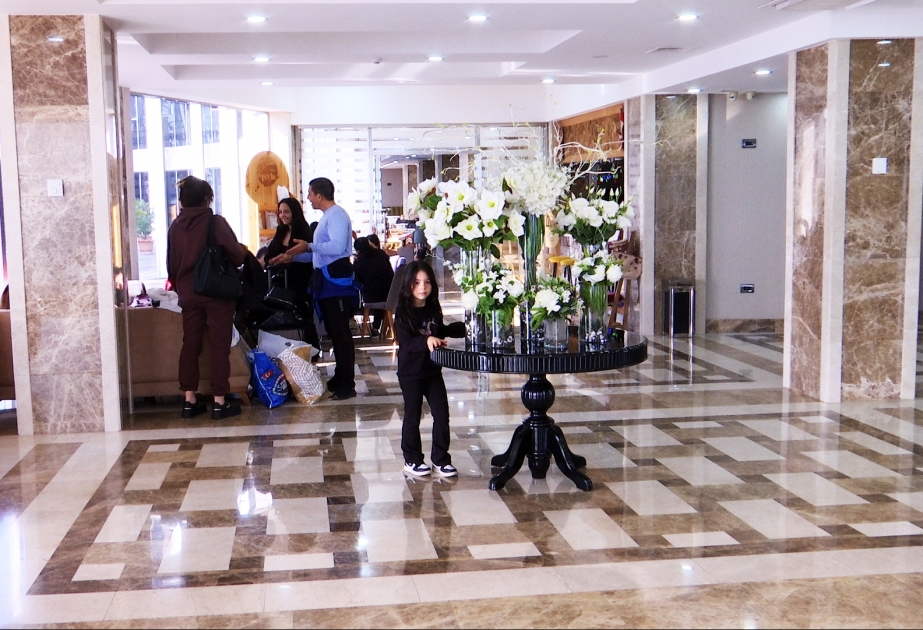 Bayram günlərində Lənkərana gələn turistlərin sayı artıb VİDEOREPORTAJ