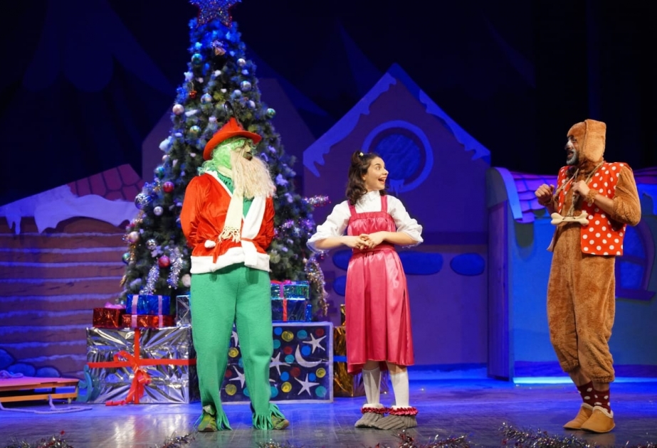 Şəki teatrı bayram günlərində uşaqları maraqlı proqramla sevindirir