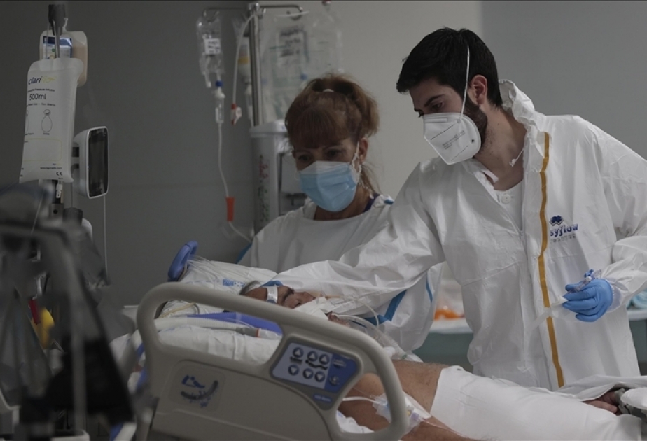 Viral infections overload Spain’s healthcare system